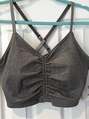 Body & Sol Ruched Front
Longline Sports Bralette Top - Grey - L - NWT